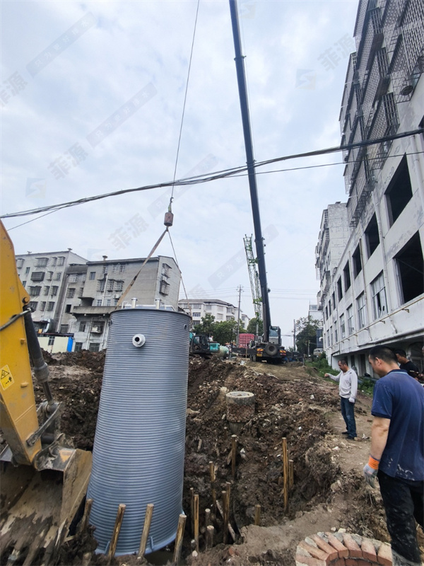 岳阳钱粮湖镇振兴路北黑臭水体整治项目7.jpg